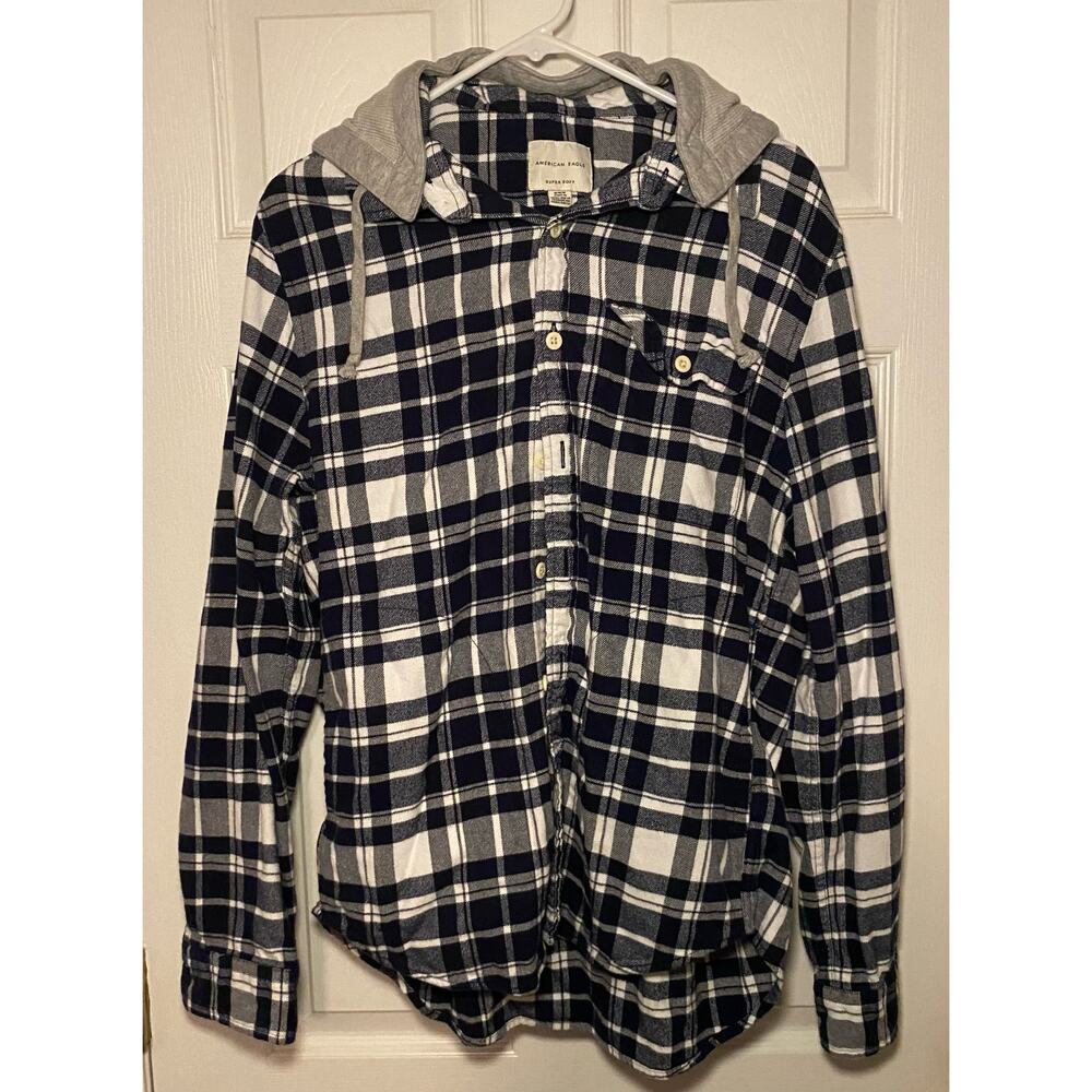 American Eagle Outfitters hoodie. Size medium.‎
